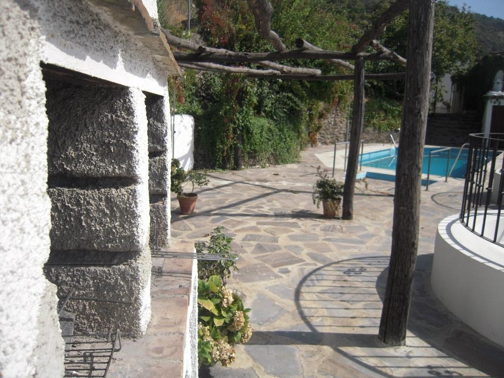 La Ermita Del Poqueira Apartment Bubion Room photo